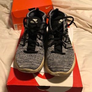 Nike Shoes - Nike Flyknit Chukka Nike Shoes - Nike Flyknit Chukka